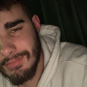 Meet your Posher, Ethan